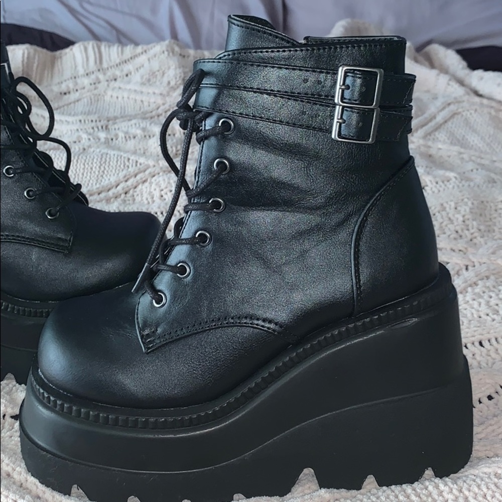 Demonia Technopagen boots - Picture 2 of 4